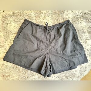 Lululemon Poplin Shorts